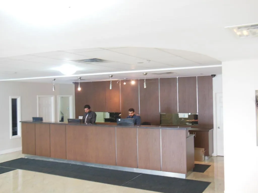 Nu Hotel Toronto Airport Mississauga 3*,