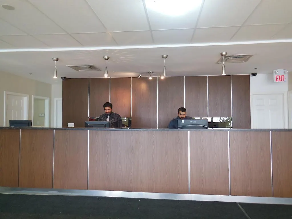 Nu Hotel Toronto Airport Mississauga 3*,