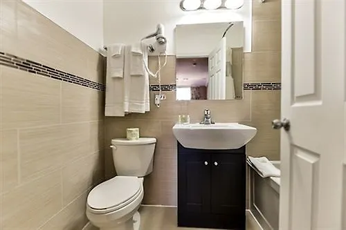 Nu Hotel Toronto Airport Mississauga